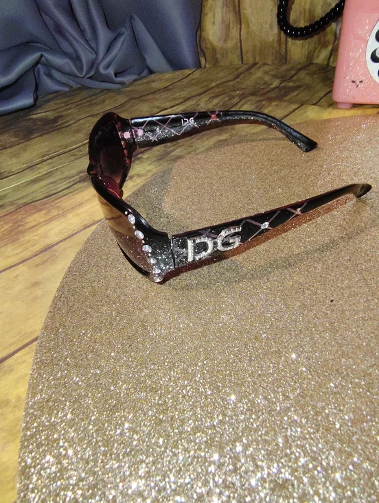 Vintage DG Black Eyewear And Case with Gold Logo. - Picture 6 of 7